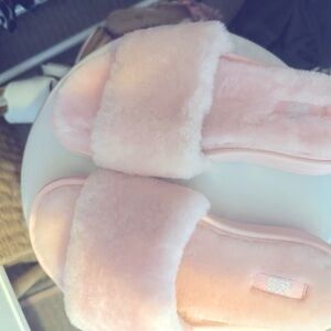 Fit Flop Slippers! Size 7